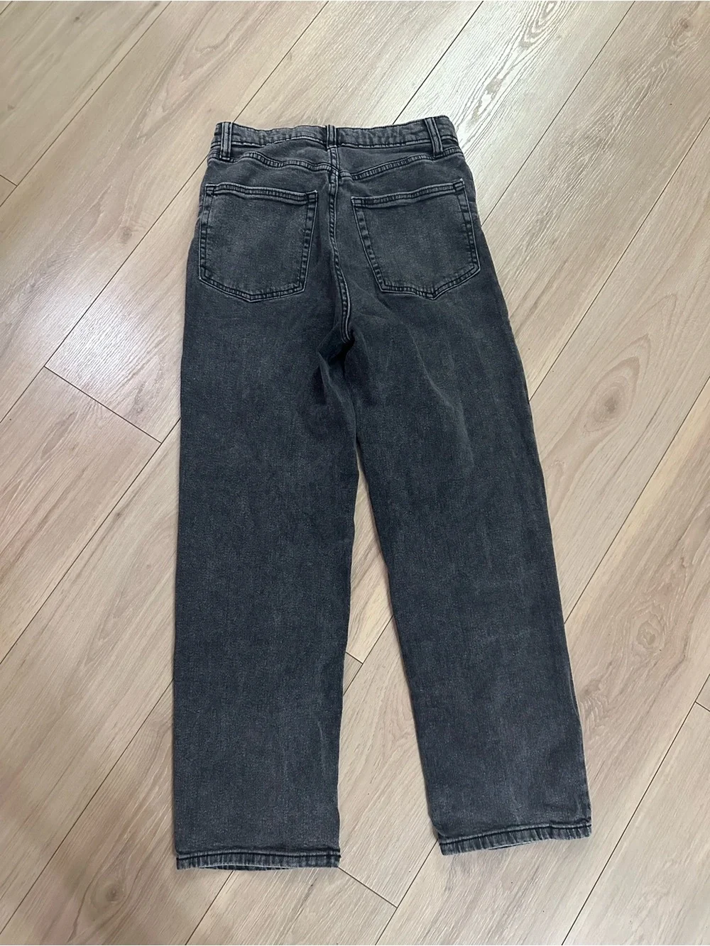 wild fable Women's Relaxed Black Washed Jeans